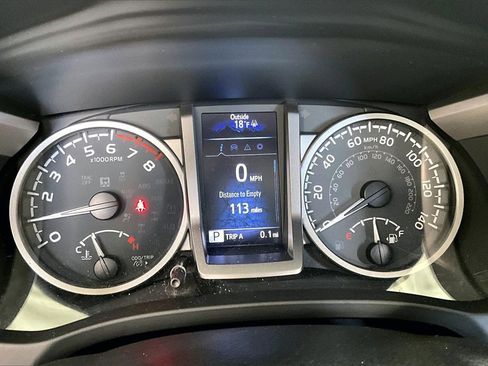 Used 2022 Toyota Tacoma SR5 image 18