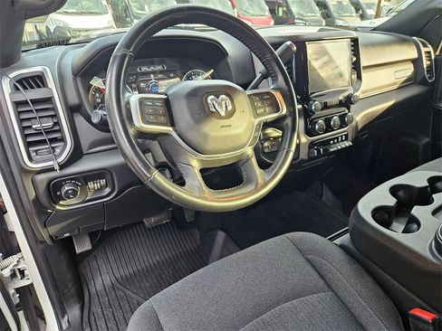 Certified 2019 RAM 2500 Big Horn w/ Night Edition image 13