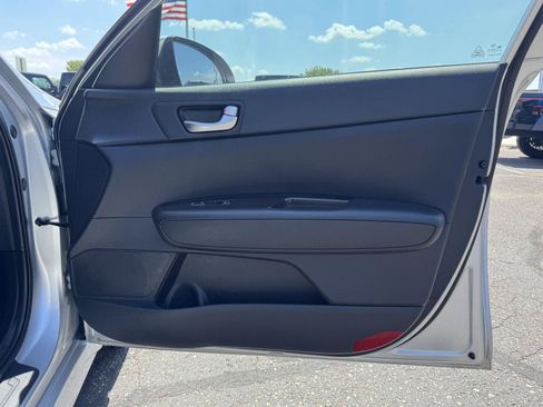 Used 2016 Kia Optima EX w/ Premium Package FWD image 26