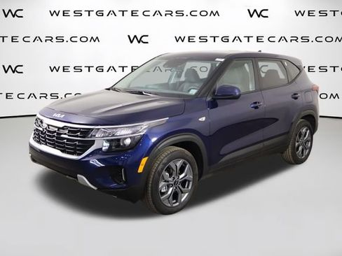 Used 2026 Kia Seltos LX FWD image 1
