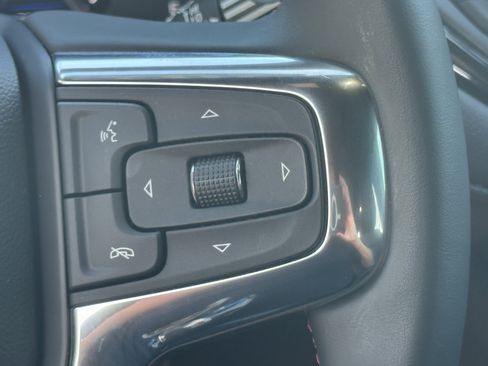 Used 2023 Chevrolet Blazer RS w/ Enhanced Convenience Package image 19