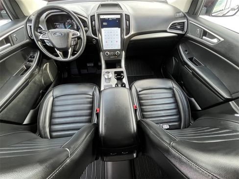 Certified 2024 Ford Edge SEL w/ Convenience Package image 18