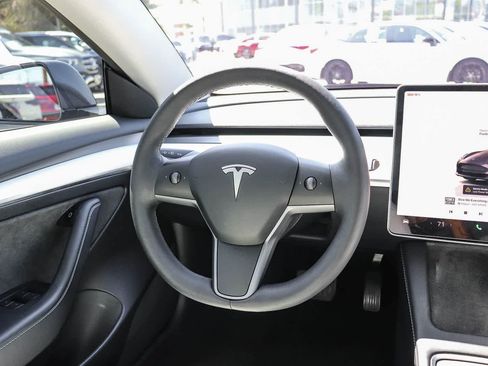Used 2023 Tesla Model 3 Standard Range RWD image 16