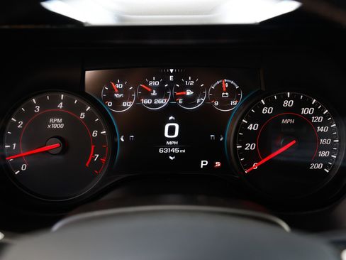 Used 2017 Chevrolet Camaro SS image 36