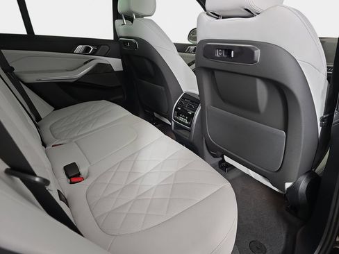 New 2026 BMW X5 xDrive40i AWD/4WD image 10