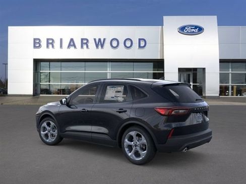 Used 2026 Ford Escape ST-Line w/ Tech Pack #1 AWD/4WD image 4