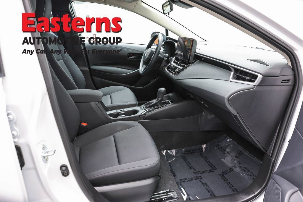 Used 2026 Toyota Corolla LE FWD image 23