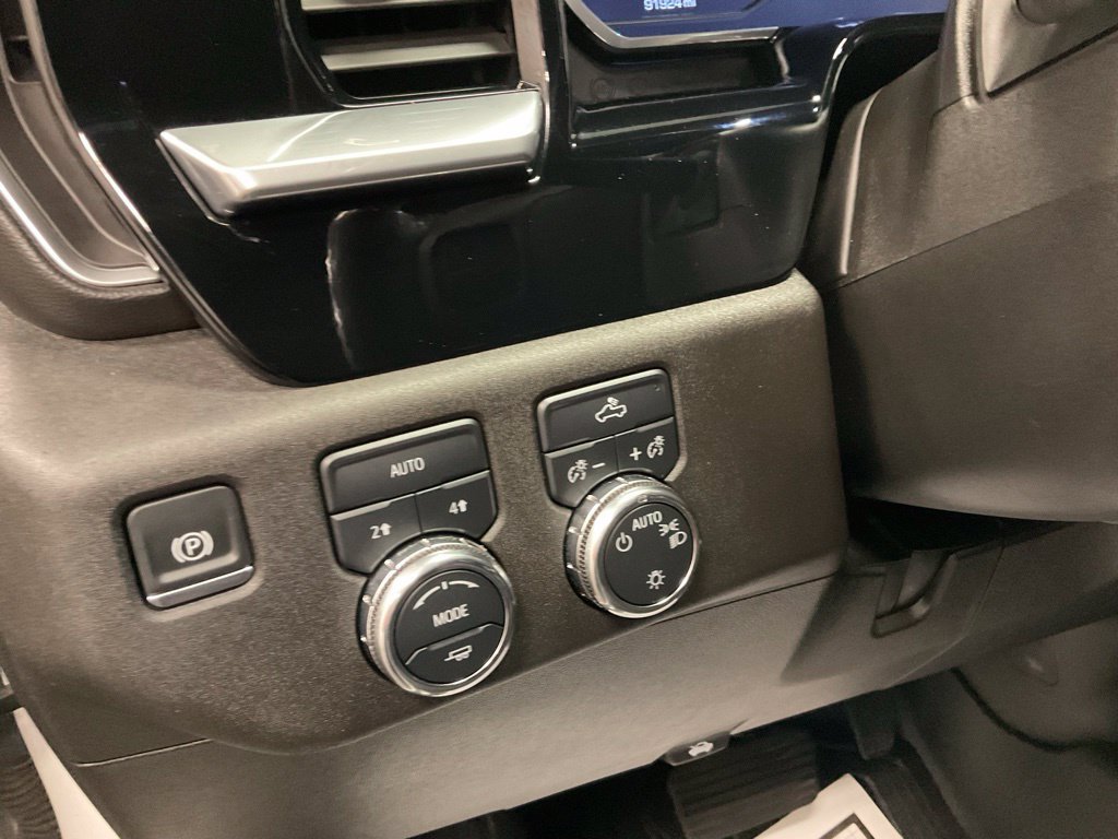 Used 2024 GMC Sierra 1500 SLE w/ Preferred Package AWD/4WD image 21