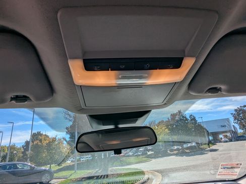 Used 2023 Nissan Sentra SV image 24