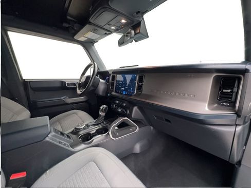 Used 2022 Ford Bronco Outer Banks AWD/4WD image 27