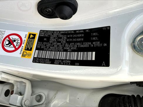 Used 2019 Toyota Highlander XLE image 37