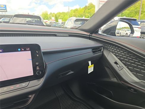 New 2026 Dodge Charger R/T AWD/4WD image 25