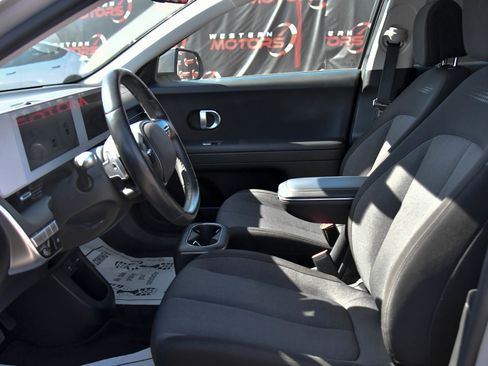 Used 2024 Hyundai Ioniq 5 SEL RWD image 18