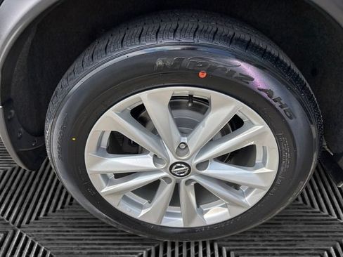 Used 2019 Nissan Rogue Sport S w/ Appearance Package AWD/4WD image 14