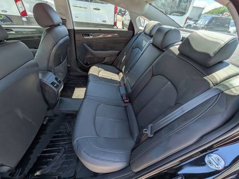 Used 2018 Hyundai Sonata Limited w/ Limited Ultimate Package 03 FWD image 18