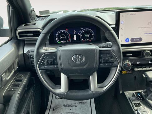 Used 2025 Toyota 4Runner TRD Off-Road Premium w/ Tow Technology Package AWD/4WD image 11