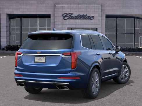 New 2025 Cadillac XT6 Premium Luxury FWD image 4