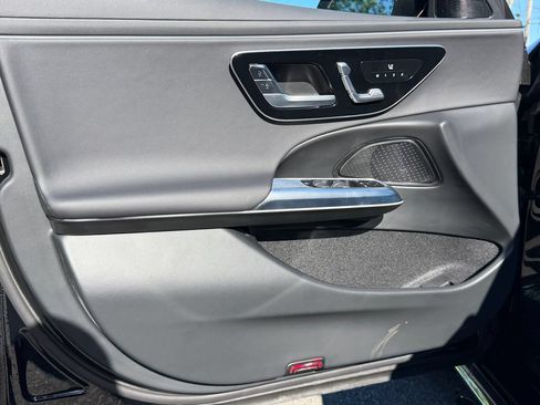 Used 2026 Mercedes-Benz E 350 4MATIC Sedan image 14