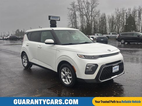 Used 2020 Kia Soul S image 1