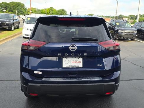 Certified 2024 Nissan Rogue SV w/ SV Premium Package FWD image 5