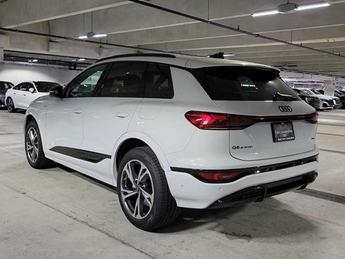 New 2027 Audi Q6 e-tron Premium Plus AWD/4WD image 3