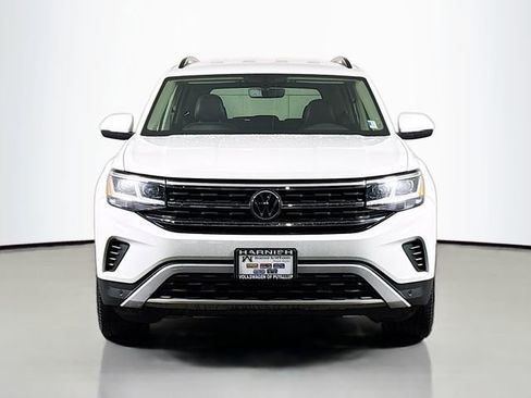 Used 2022 Volkswagen Atlas SE image 2