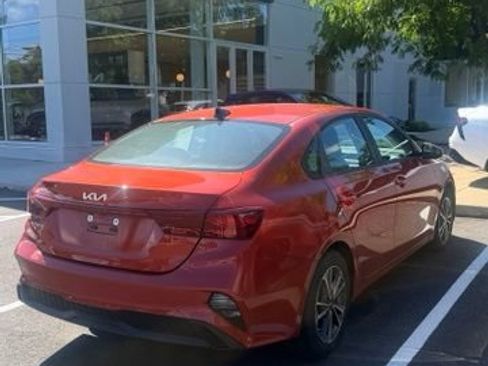 Certified 2023 Kia Forte LXS w/ LXS Technology Package FWD image 3