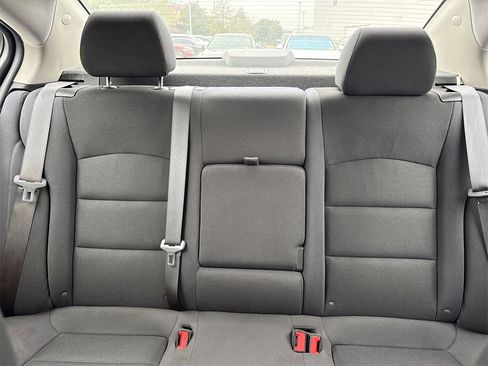 Used 2016 Chevrolet Cruze Eco image 30