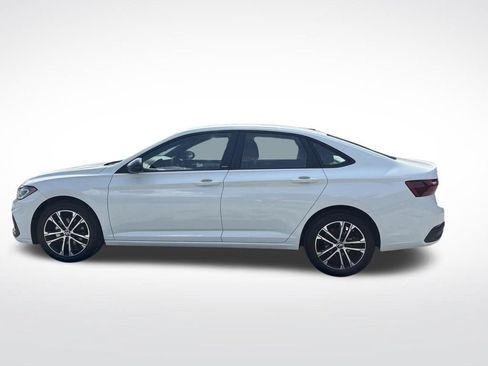 Used 2025 Volkswagen Jetta Sport FWD image 10