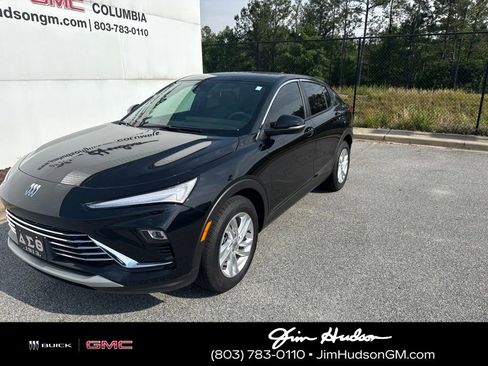 Used 2024 Buick Envista Preferred FWD image 1