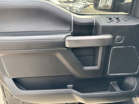 Certified 2018 Ford F150 Platinum w/ Equipment Group 701A Luxury image 21