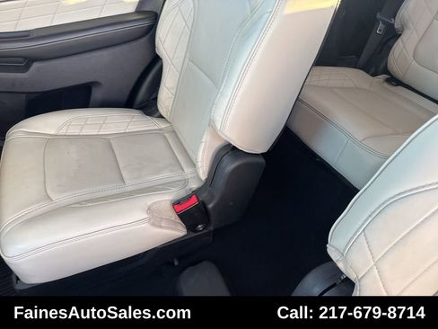 Used 2019 Ford Explorer Platinum image 54