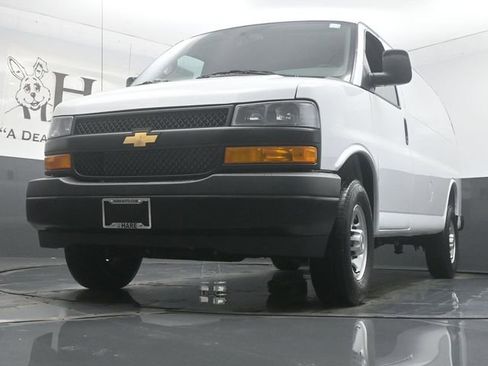New 2026 Chevrolet Express 2500 w/ Driver Convenience Package RWD image 4