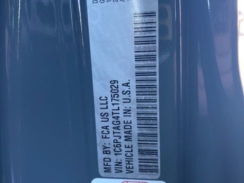 New 2026 Jeep Gladiator Sport AWD/4WD image 41