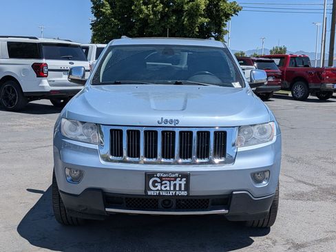Used 2013 Jeep Grand Cherokee Limited w/ Advance Technology Group AWD/4WD image 11