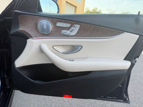 Used 2017 Mercedes-Benz E 300 image 14