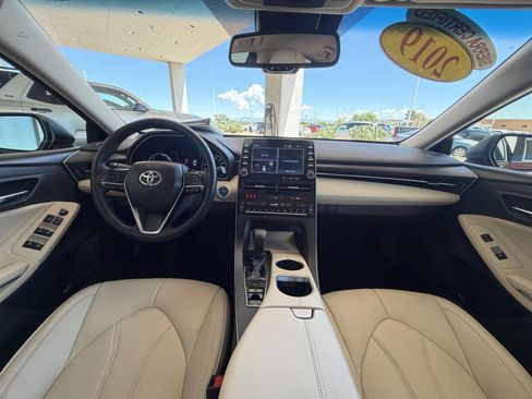 Used 2019 Toyota Avalon XLE w/ Carpet Mat Package FWD image 24