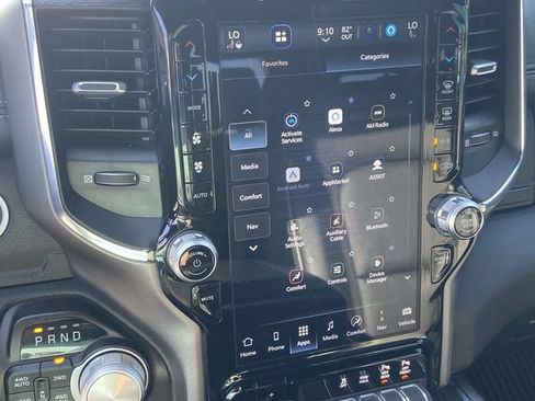 Used 2024 RAM 1500 Laramie AWD/4WD image 24