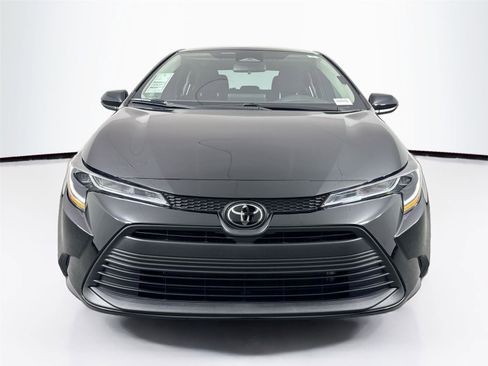 Certified 2023 Toyota Corolla LE image 8