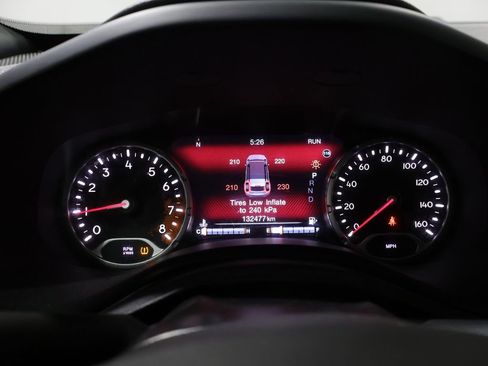 Used 2018 Jeep Renegade Trailhawk w/ Cold Weather Group II image 37