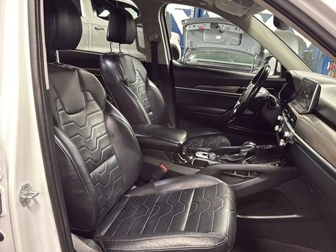 Used 2020 Kia Telluride SX w/ SX Prestige Package image 17