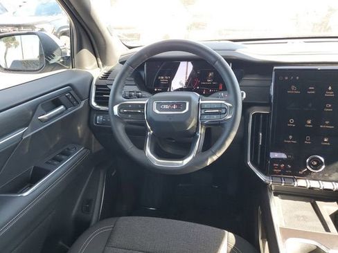 New 2026 GMC Acadia Elevation image 13