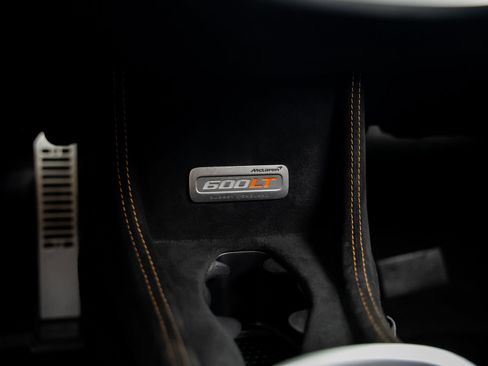 Used 2019 McLaren 600LT RWD image 45