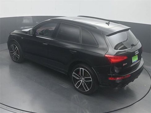 Used 2017 Audi SQ5 Prestige w/ Prestige Package image 23