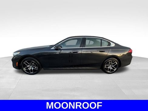 Used 2026 BMW 530i RWD image 7