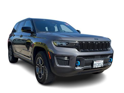 Certified 2022 Jeep Grand Cherokee Trailhawk w/ Luxury Tech Group III AWD/4WD image 14