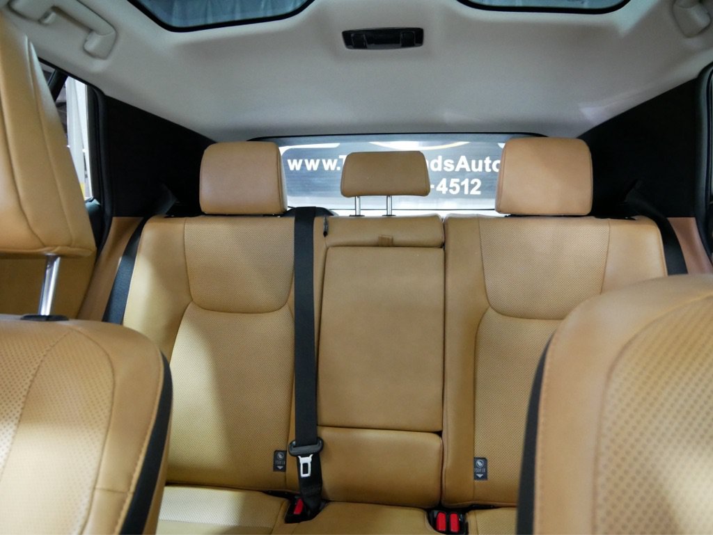 Used 2023 Lexus RZ 450e Premium w/ Technology Package AWD/4WD image 21