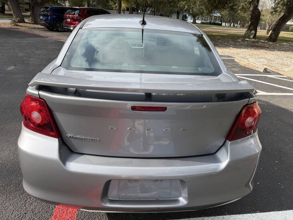 Used 2014 Dodge Avenger SE w/ Rallye Appearance Group FWD image 3
