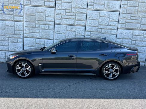 Used 2020 Kia Stinger GT-Line w/ Sun & Sound Package AWD/4WD image 7