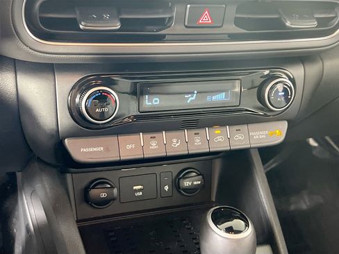 Used 2023 Hyundai Kona SEL w/ Convenience Package image 16